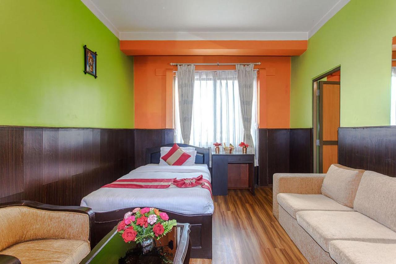 Nepalaya Hotel Kathmandu Exterior foto