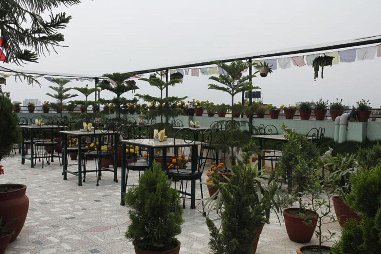 Nepalaya Hotel Kathmandu Exterior foto