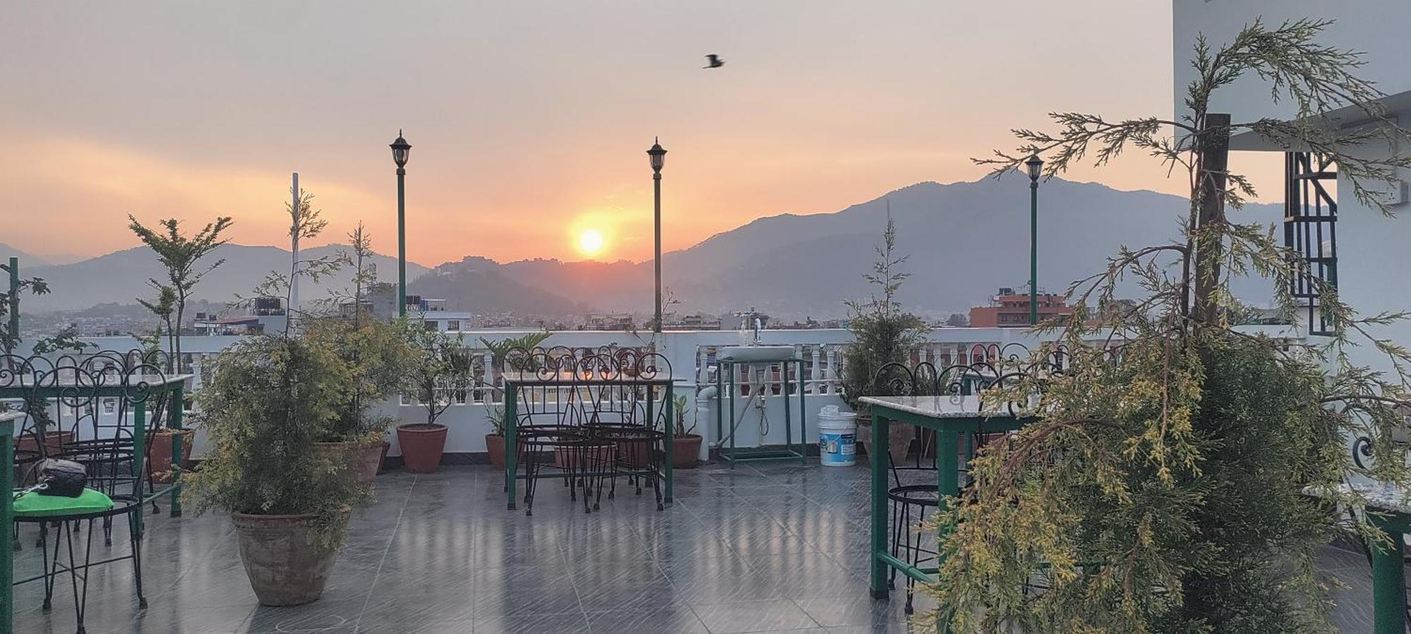 Nepalaya Hotel Kathmandu Exterior foto